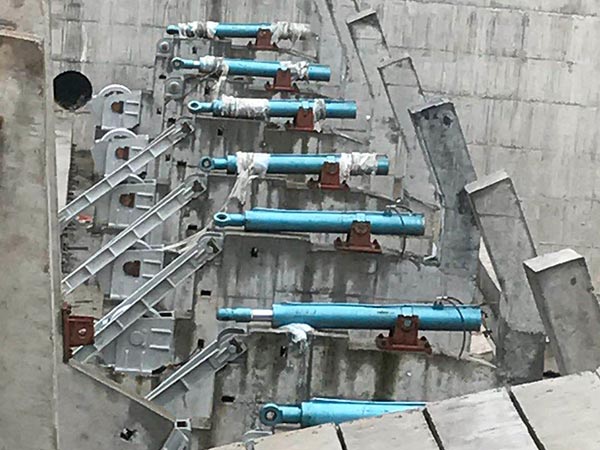 湘西液压启闭机安装现场